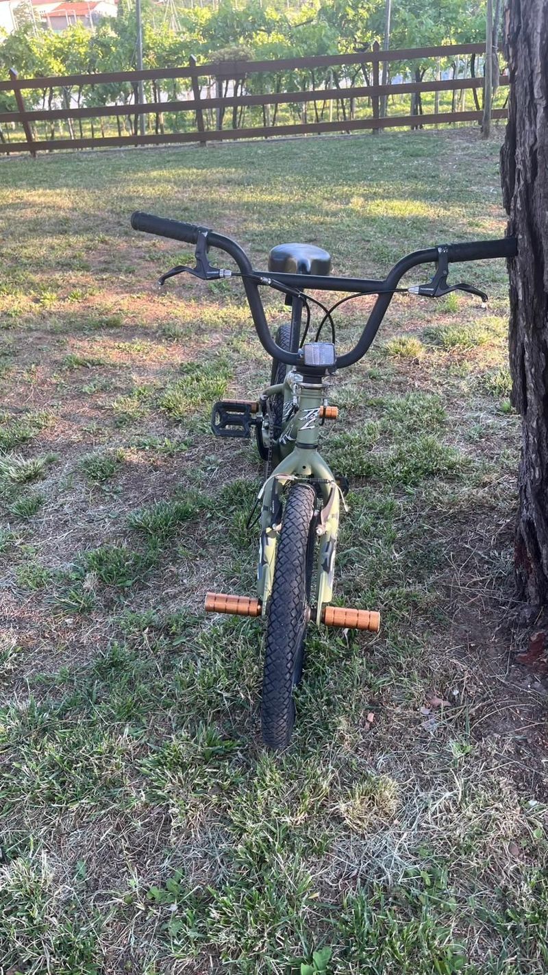 Used boltline Hurricane 2020 Youth, Green — image 4 of 13