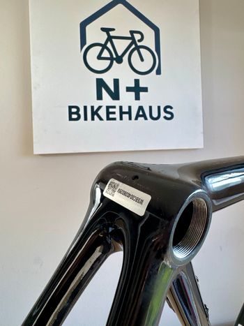 Used Specialized Tarmac SL8 Frameset - FACT 10r Carbon 2024 Frameset 2024 Road & Gravel, Black — image 14 of 16