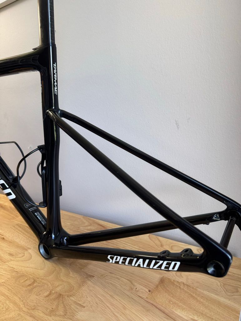 Used Specialized Tarmac SL8 Frameset - FACT 10r Carbon 2024 Frameset 2024 Road & Gravel, Black — image 12 of 15