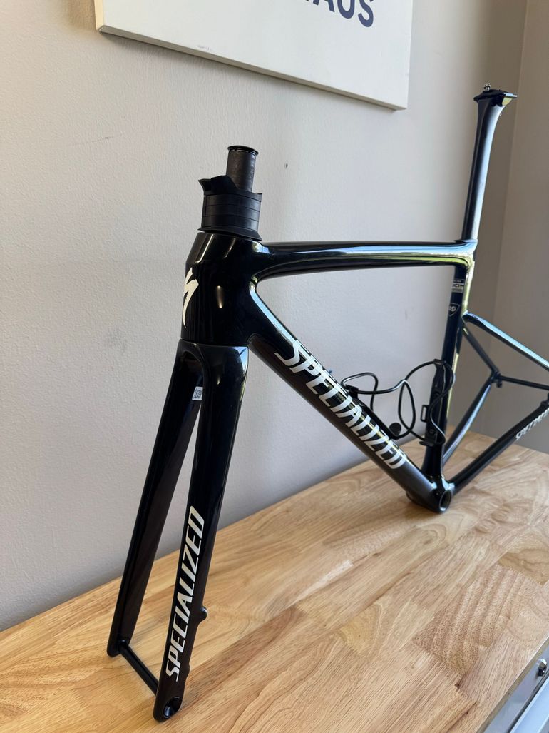 Used Specialized Tarmac SL8 Frameset - FACT 10r Carbon 2024 Frameset 2024 Road & Gravel, Black — image 10 of 15