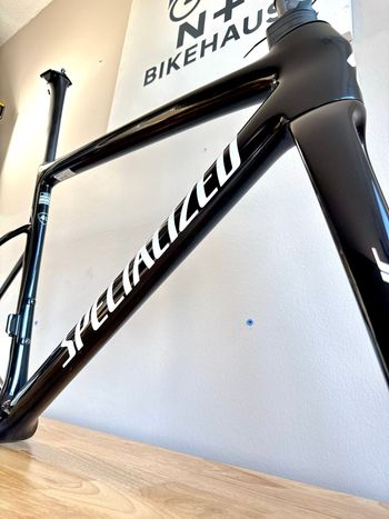 Used Specialized Tarmac SL8 Frameset - FACT 10r Carbon 2024 Frameset 2024 Road & Gravel, Black — image 13 of 16