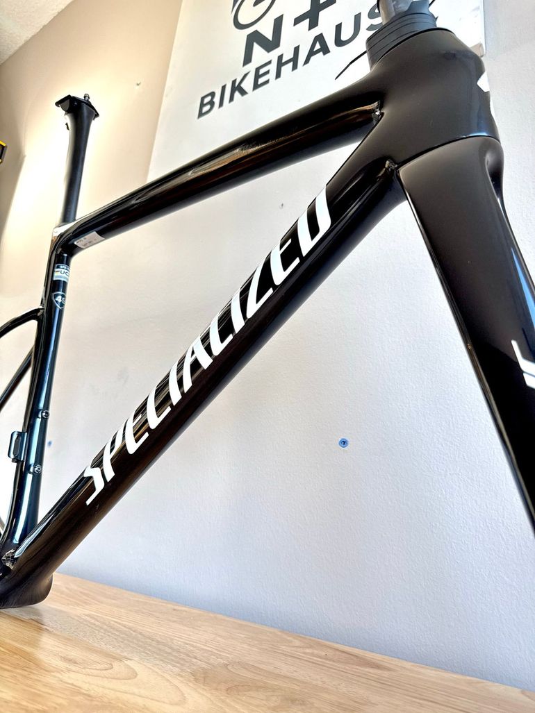 Used Specialized Tarmac SL8 Frameset - FACT 10r Carbon 2024 Frameset 2024 Road & Gravel, Black — image 13 of 16