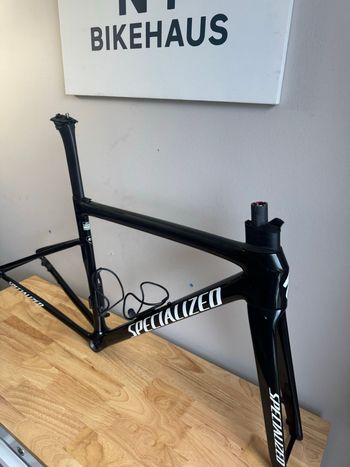 Used Specialized Tarmac SL8 Frameset - FACT 10r Carbon 2024 Frameset 2024 Road & Gravel, Black — image 2 of 15