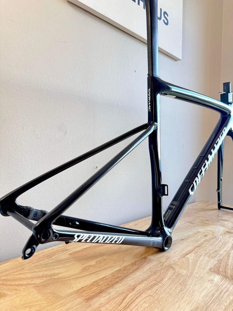 Used Specialized Tarmac SL8 Frameset - FACT 10r Carbon 2024 Frameset 2024 Road & Gravel, Black — image 7 of 16