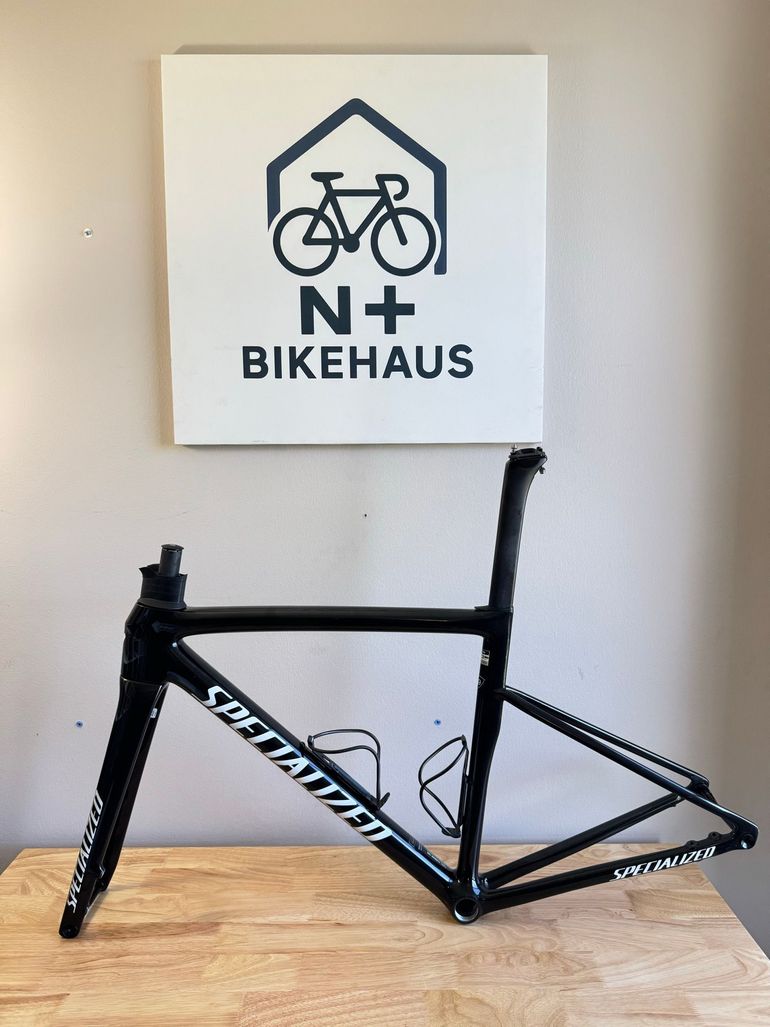 Used Specialized Tarmac SL8 Frameset - FACT 10r Carbon 2024 Frameset 2024 Road & Gravel, Black — image 8 of 15