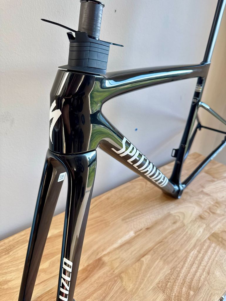 Used Specialized Tarmac SL8 Frameset - FACT 10r Carbon 2024 Frameset 2024 Road & Gravel, Black — image 2 of 16
