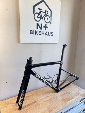 Used Specialized Tarmac SL8 Frameset - FACT 10r Carbon 2024 Frameset 2024 Road & Gravel, Black — image 9 of 15