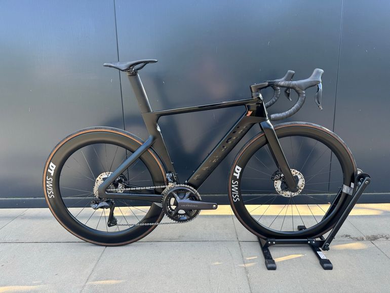 Used Canyon Aeroad CF SLX 8 Disc Di2 2023 2023 Road & Gravel, Black — image 9 of 9