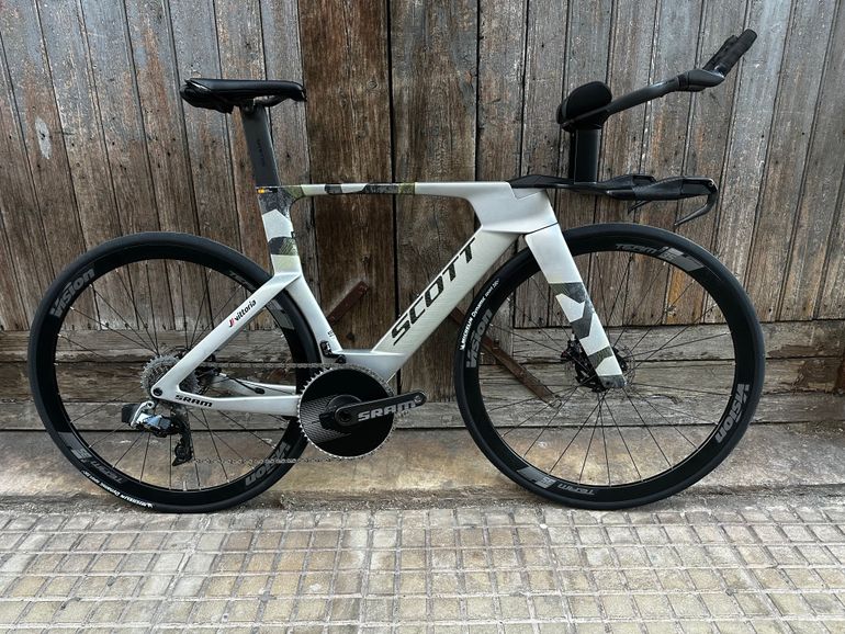 Used Scott plasma Scott Plasma RC 2025 Road & Gravel, Light Gray — image 1 of 13