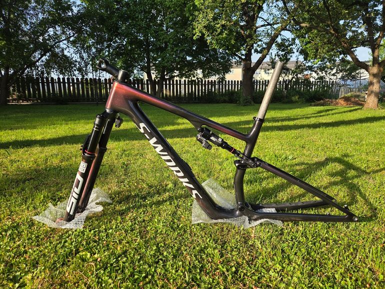 Used Specialized S-Works Epic 8 - SRAM XX SL AXS, RockShox Ultimate Flight Attendant 2024 Frameset 2024 Mountainbike, Schwarz, 29 — image 1 of 11