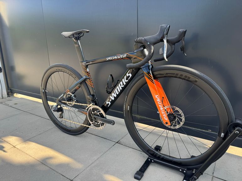 Used Specialized S-Works Venge Disc - SRAM Red eTap AXS 2020 2020 Road & Gravel, Black — image 3 of 8