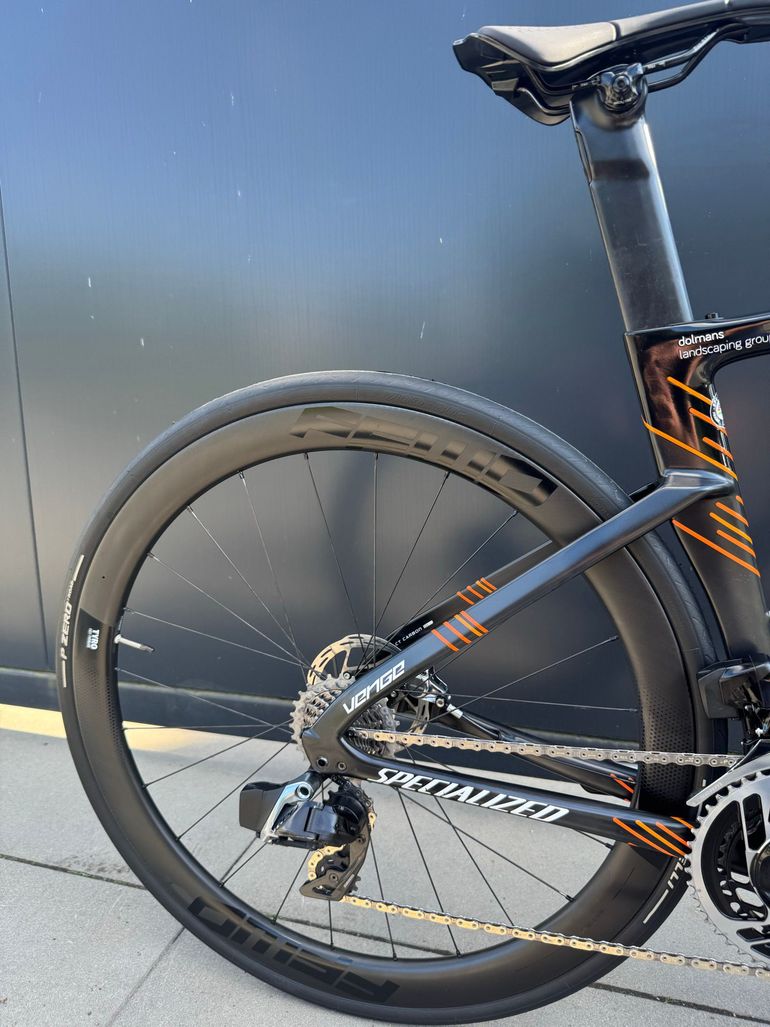 Used Specialized S-Works Venge Disc - SRAM Red eTap AXS 2020 2020 Road & Gravel, Black — image 4 of 8