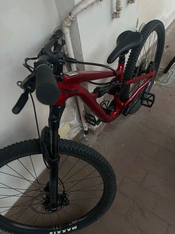 Used Cannondale Habit 4 2024 2024 Mountainbike, Rojo — image 5 of 6