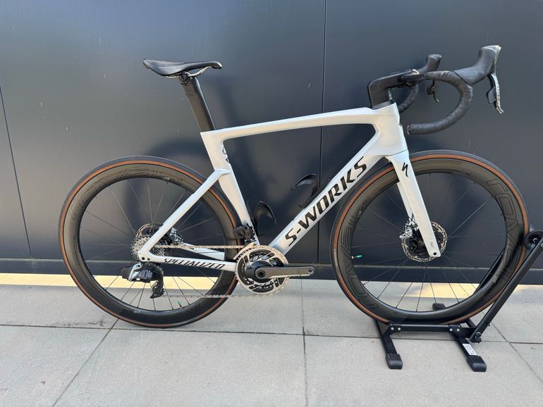 Used Specialized S-Works Venge Disc - SRAM Red eTap AXS 2020 2020 Road & Gravel, White — image 8 of 11