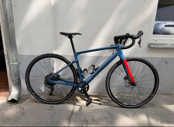 Used BMC URS THREE 2020 2020 Road & Gravel, Blue — image 2 of 3