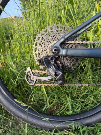 Used Specialized Chisel Comp 2025 2025 Mountainbike, Black, 29 — image 3 of 14