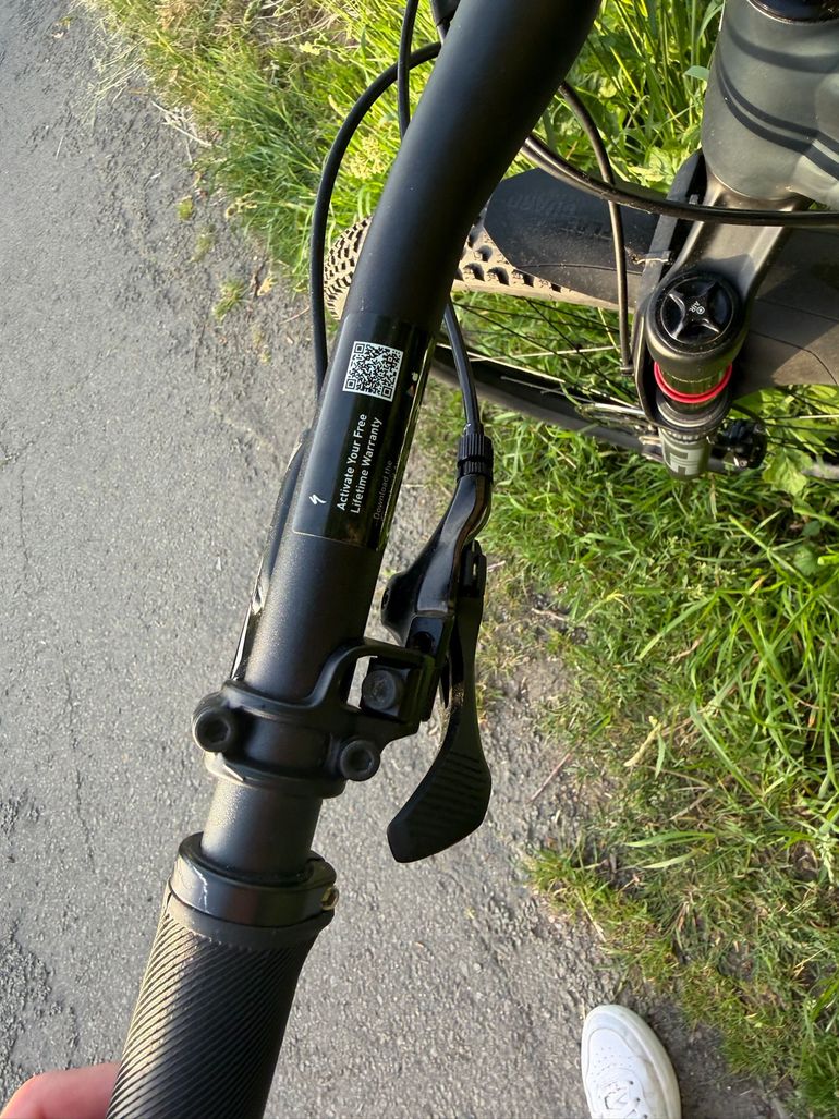 Used Specialized Chisel Comp 2025 2025 Mountainbike, Black, 29 — image 7 of 14