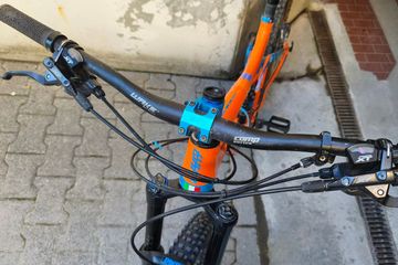 Used Giant Reign 27.5 1 2016 2016 Mountainbike, Orange — image 3 of 9