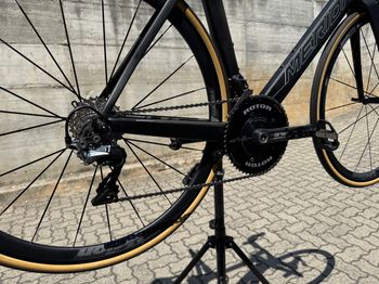 Used Merida REACTO 9000-E 2018 2018 Road & Gravel — image 2 of 25