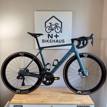 Used Canyon Ultimate CF SLX 8 Di2 2024 2024 Road & Gravel