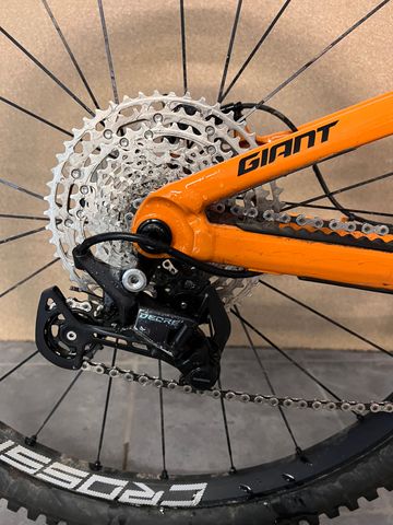 Używany Giant Trance Shimano Deore 2024 Mountainbike — zdjęcie 3 z 15