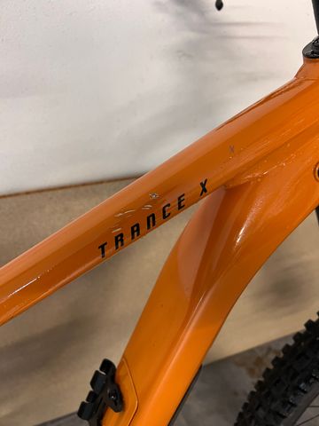 Używany Giant Trance Shimano Deore 2024 Mountainbike — zdjęcie 2 z 15