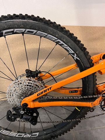 Używany Giant Trance Shimano Deore 2024 Mountainbike — zdjęcie 5 z 15