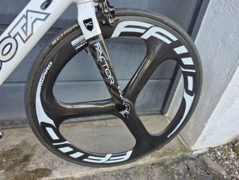 Used Kuoata Kuoata Custom Shimano Dura Ace 2012 Road & Gravel, Schwarz — image 6 of 11