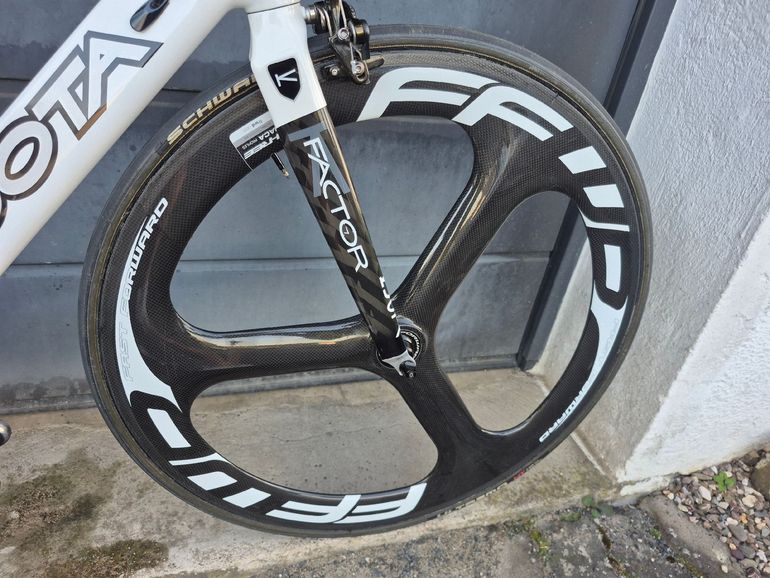 Used Kuoata Kuoata Custom Shimano Dura Ace 2012 Road & Gravel, Schwarz — image 6 of 11