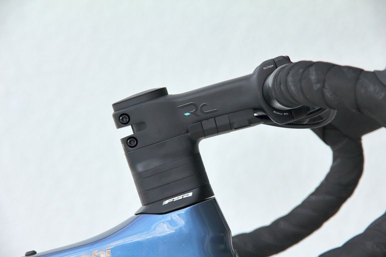 Used Bianchi Arcadex GRX 600 2023 2023 Road & Gravel, Blue — image 6 of 44