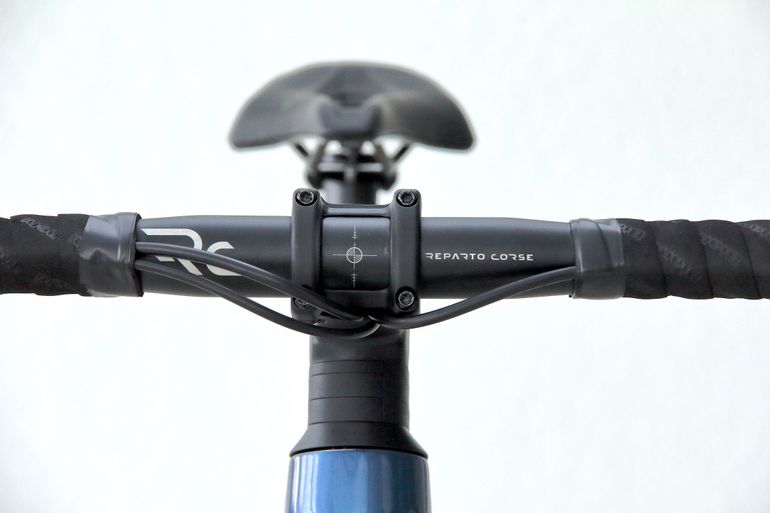 Used Bianchi Arcadex GRX 600 2023 2023 Road & Gravel, Blue — image 16 of 44