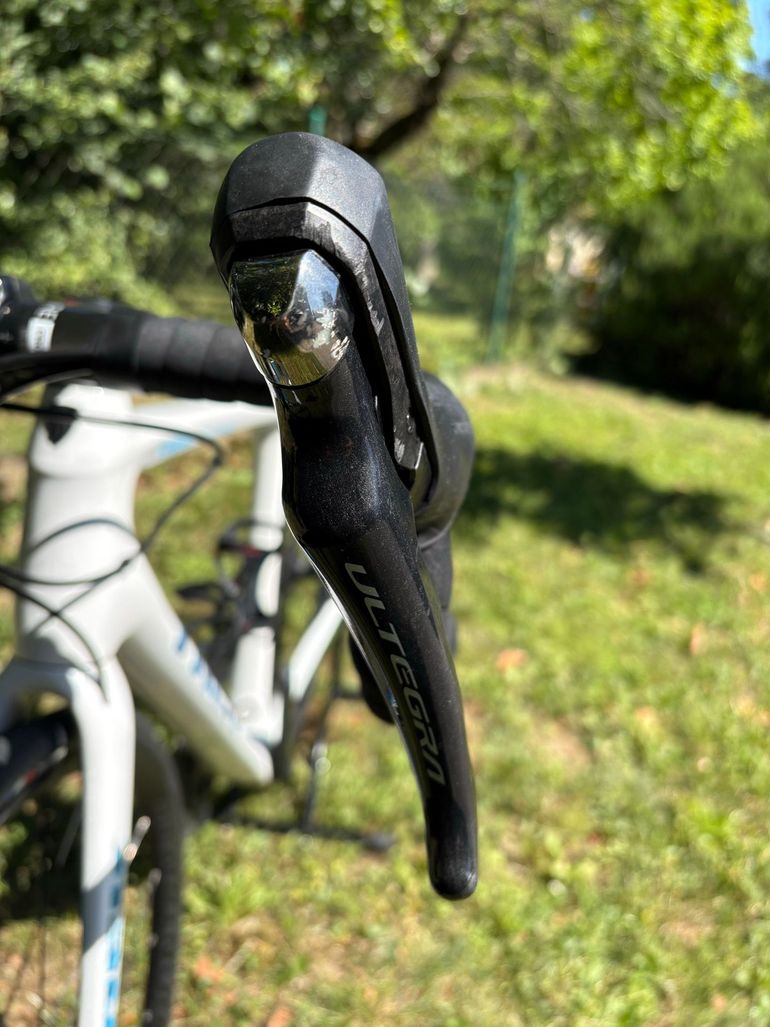 Used Trek Émonda SL 6 Disc 2020 2020 Road & Gravel, White — image 6 of 7