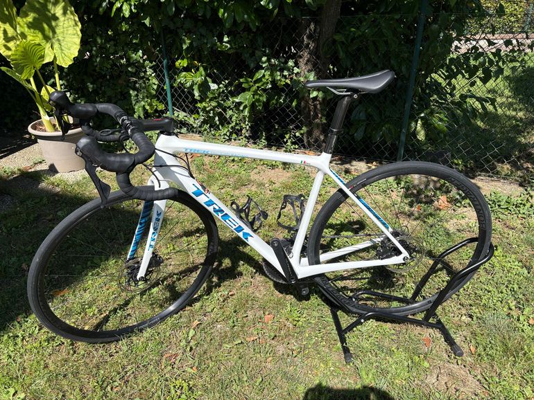 Used Trek Émonda SL 6 Disc 2020 2020 Road & Gravel, White — image 1 of 7