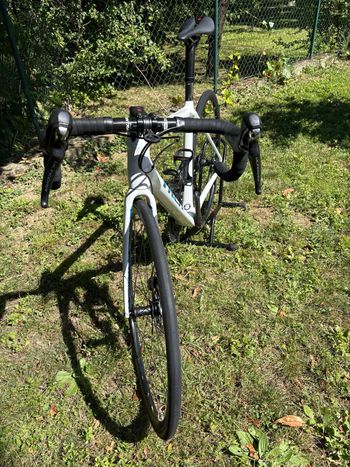 Used Trek Émonda SL 6 Disc 2020 2020 Road & Gravel, White — image 2 of 7