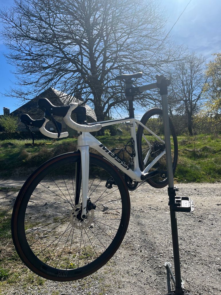 Used Massi Massi Custom Shimano 105 2023 Road & Gravel, White — image 8 of 8