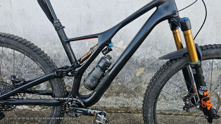 Used Specialized Men's Stumpjumper Comp Carbon 29 2018 2018 Mountainbike, Black — image 5 of 7
