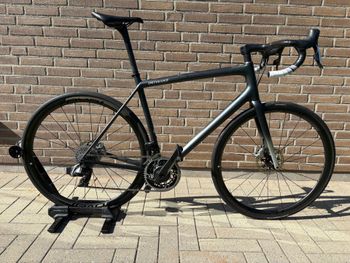 Used Specialized Aethos SRAM Red eTap AXS 2025 Road & Gravel