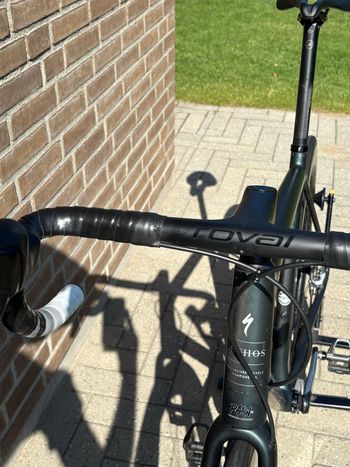 Used Specialized Aethos SRAM Red eTap AXS 2025 Road & Gravel, Green — image 4 of 6