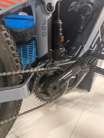 Used Scott E-Genius 920 2018 2018 Mountainbike, Light Gray, 29 — image 4 of 4