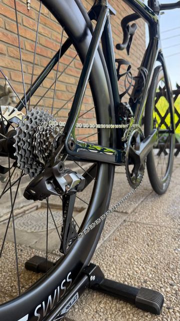 Scott Addict 20 2025 2025 Road & Gravel de segunda mano, Verde — imagen 5 de 8