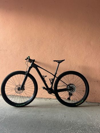 Used Orbea Alma Shimano Deore XT 2020 Mountainbike, Schwarz, 29 — image 2 of 10