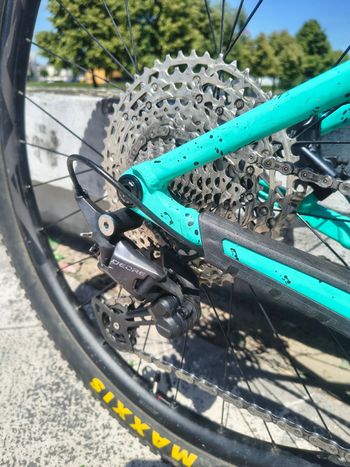 Used Trek Roscoe 7 2023 2023 Mountainbike, Blue, 27.5, 29 — image 3 of 23