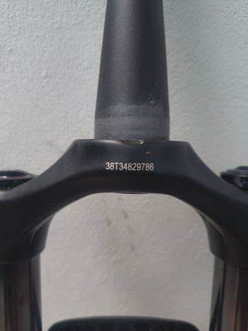 Used Trek Roscoe 7 2023 2023 Mountainbike, Blue, 27.5, 29 — image 18 of 23