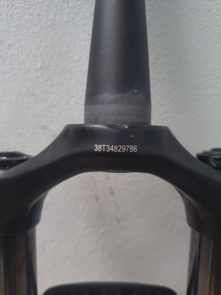 Used Trek Roscoe 7 2023 2023 Mountainbike, Blue, 27.5, 29 — image 18 of 23