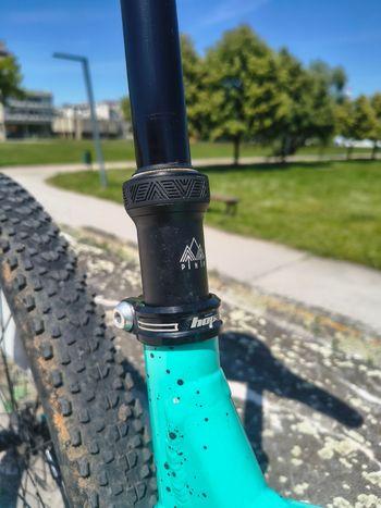 Used Trek Roscoe 7 2023 2023 Mountainbike, Blue, 27.5, 29 — image 13 of 23