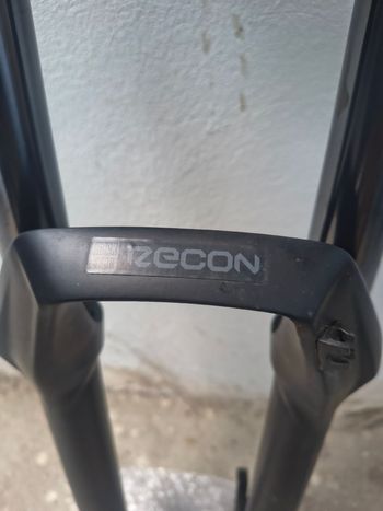 Used Trek Roscoe 7 2023 2023 Mountainbike, Blue, 27.5, 29 — image 21 of 23