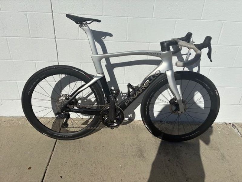 Used Pinarello Dogma F Ultegra 2023 Road & Gravel