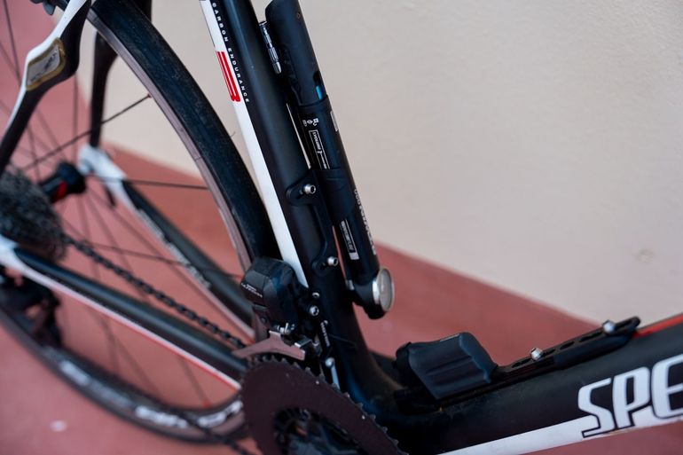 Used Specialized Roubaix Shimano Ultegra Di2 2026 Road & Gravel, White — image 5 of 12