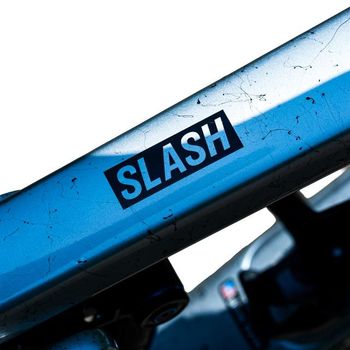 Used Trek Trek Slash 9.8 XT Gen 6 2024 Mountainbike, Light Gray — image 35 of 44