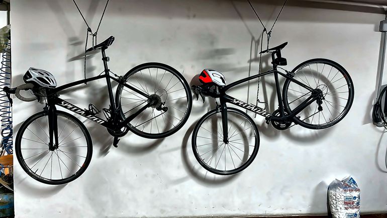 Used Specialized Tarmac SL6 Disc Comp 2020 2020 Road & Gravel, Black — image 2 of 3